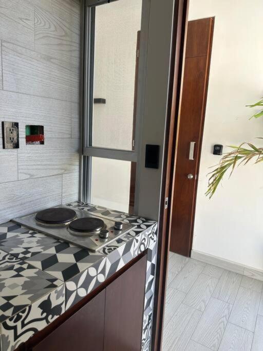 Mid-498 Centro Apartment Merida Bagian luar foto